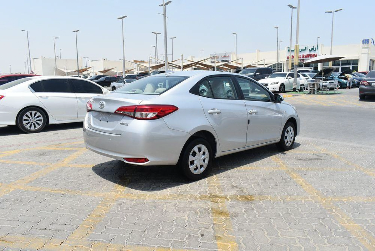 Used Toyota Yaris 1.5L SE 2022-8-8