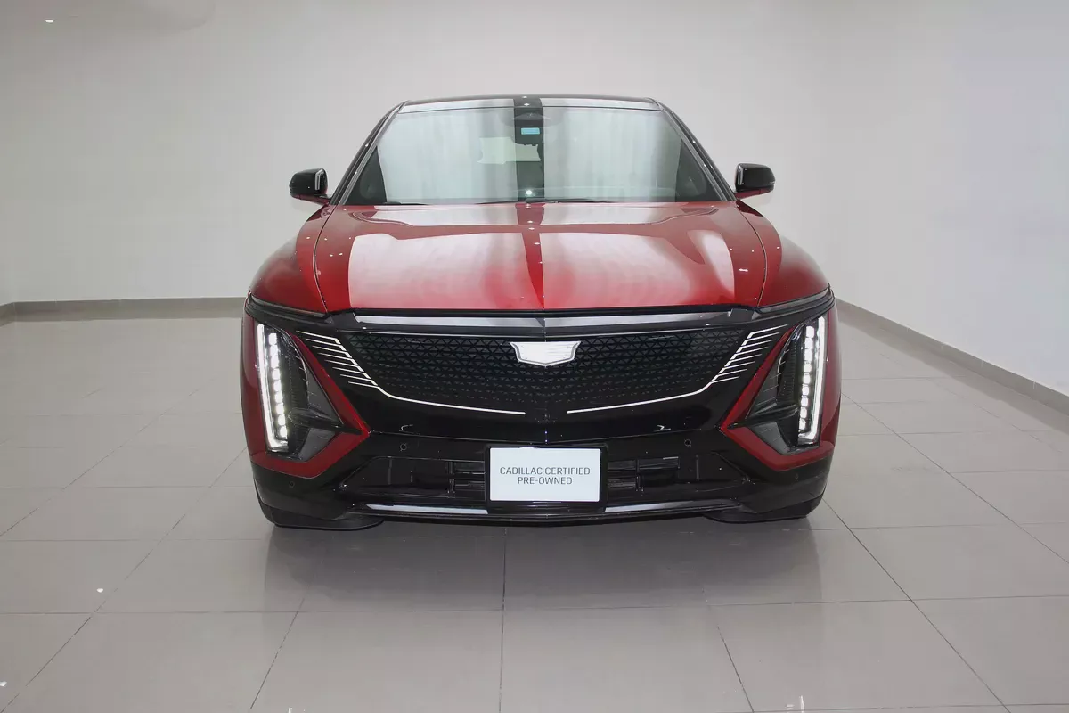 Cadillac Lyriq 2025 GCC Specs-1-1