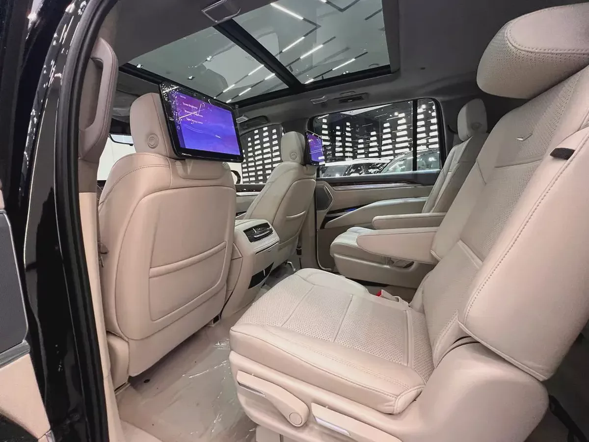 !! 2025 !! Cadillac | Escalade | ESV Platinum | GCC | Under Warranty and Service Contract-16-16