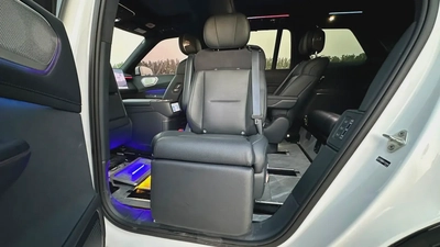 Lynk & Co 900 2.0 Ultra-14