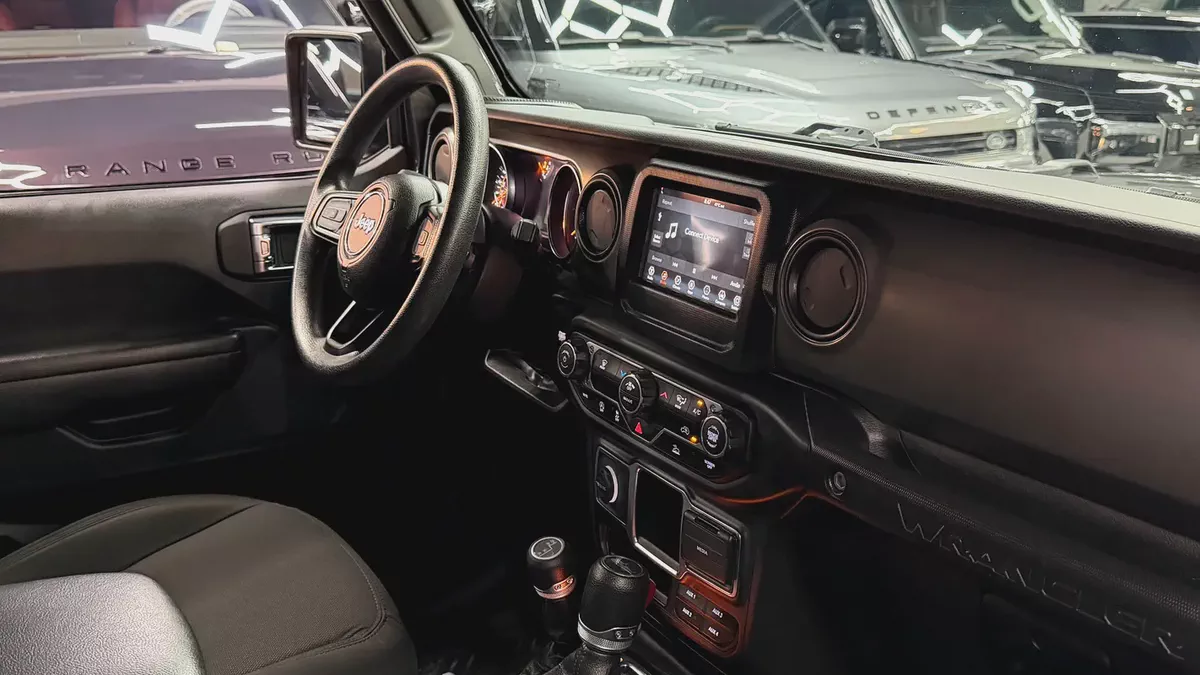 Jeep Wrangler Unlimited Sahara 2023 Warranty and Finance Available-10-10