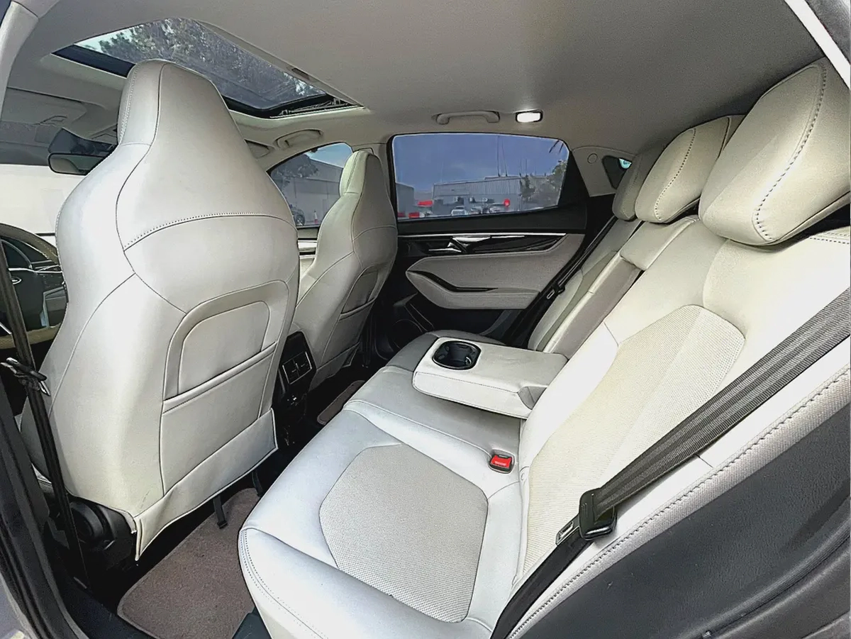 AED 580 EMI PM | JAC J7  | 2022 | UNDER WARRANTY | FULL SERVICE HISTORY | 0% DOWNPAYMENT-18-18