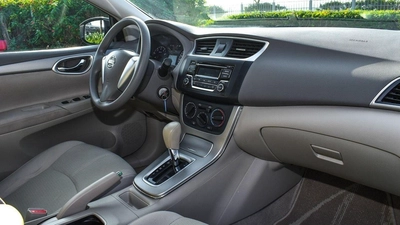 Nissan Sentra-7