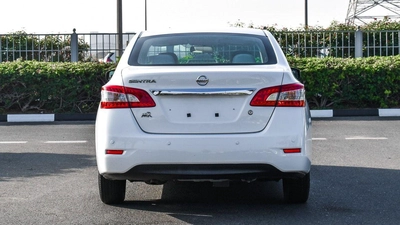Nissan Sentra-13