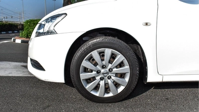Nissan Sentra-15