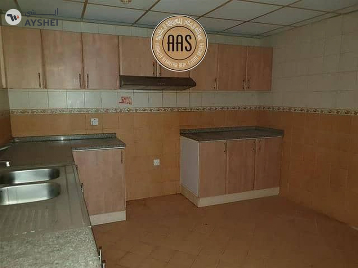 Near to mulla plaza best price in the area 1bhk with all facilities-8-8