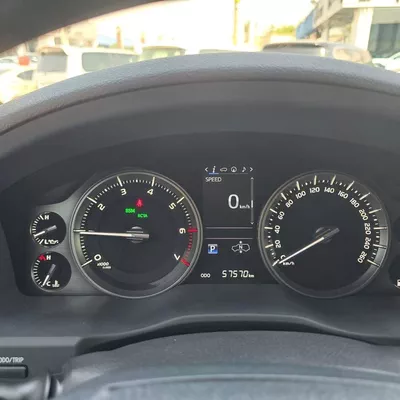 Toyota Land Cruiser VXR-2
