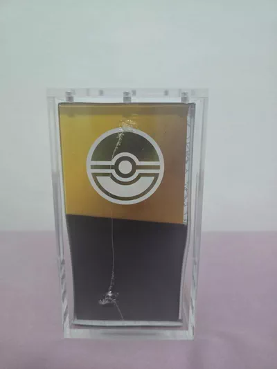 🔥 Pokémon 30th Anniversary ETB – Sealed + Magnetic Acrylic Case 🔥-4