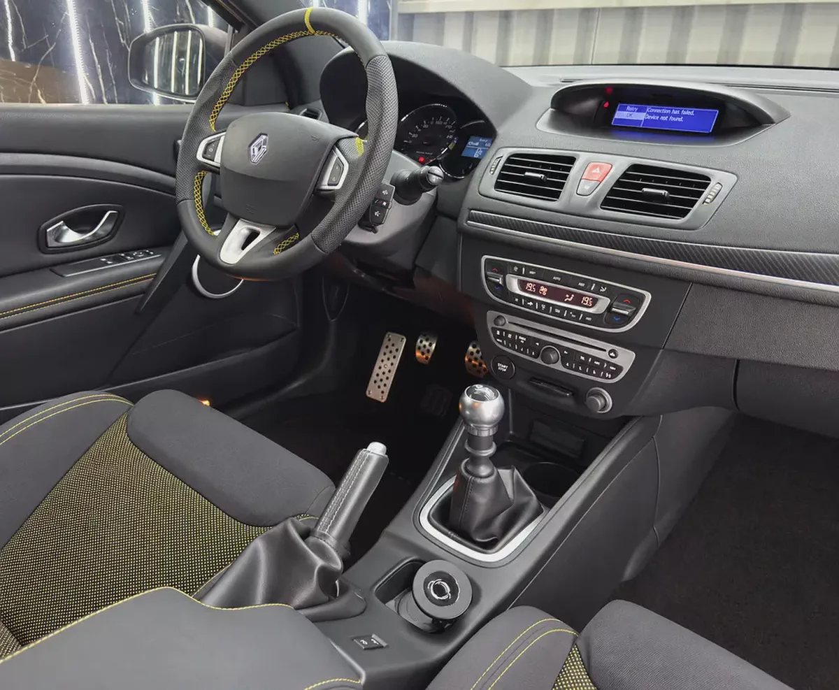 2011 Renault Megane RS | Renault Sport | 2.0L Turbo | 6 - Speed Manual-14-14