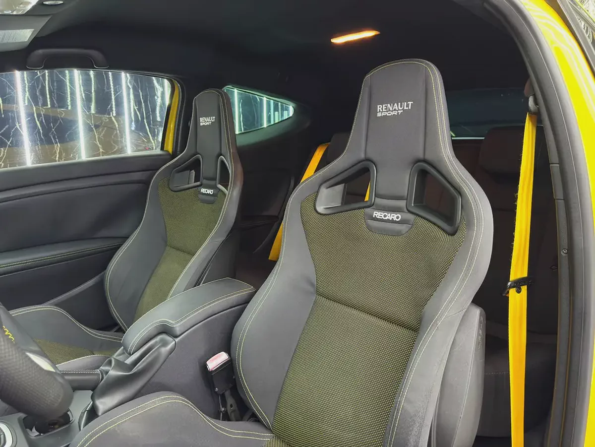 2011 Renault Megane RS | Renault Sport | 2.0L Turbo | 6 - Speed Manual-16-16