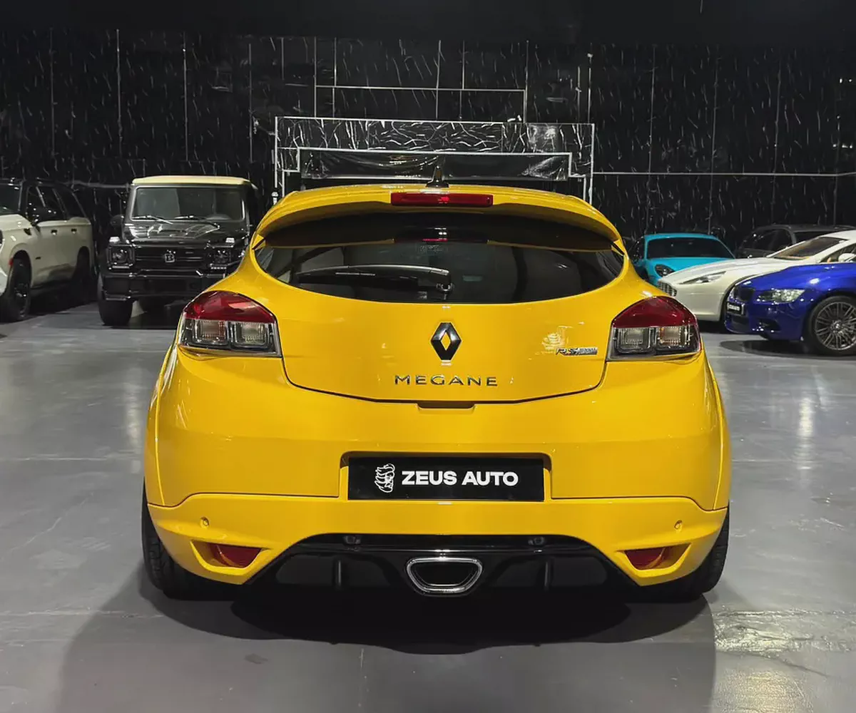 2011 Renault Megane RS | Renault Sport | 2.0L Turbo | 6 - Speed Manual-7-7