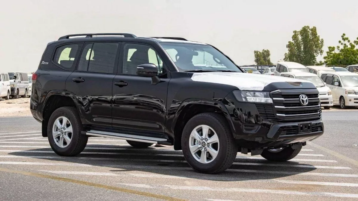 Toyota Land Cruiser GXR Toyota Land Cruiser LC300 GXR 3.3L Diesel AT MY2024