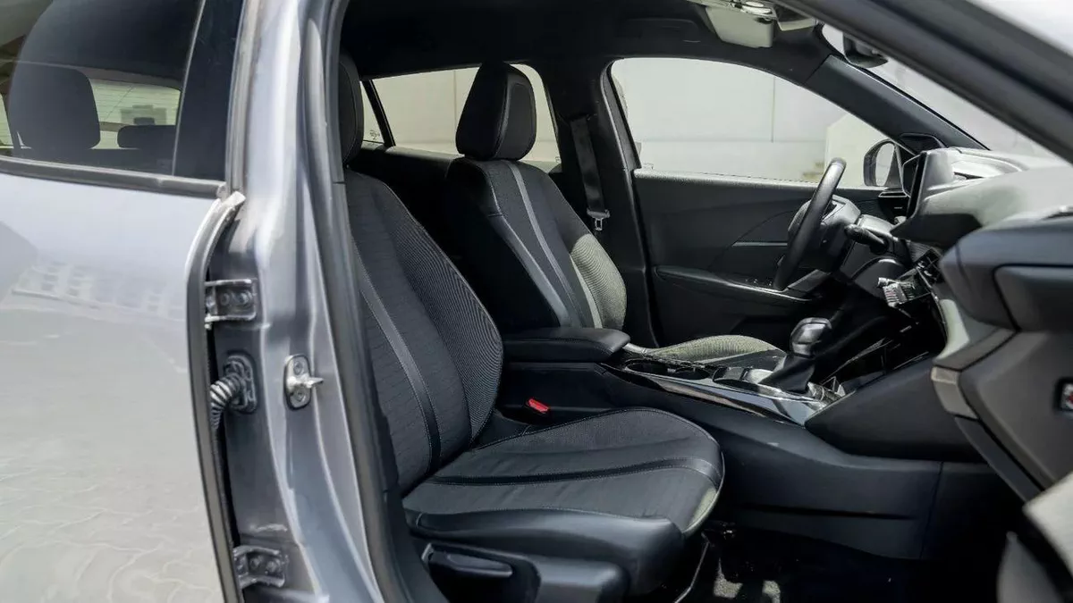 Peugeot 2008 ALLURE-4-4