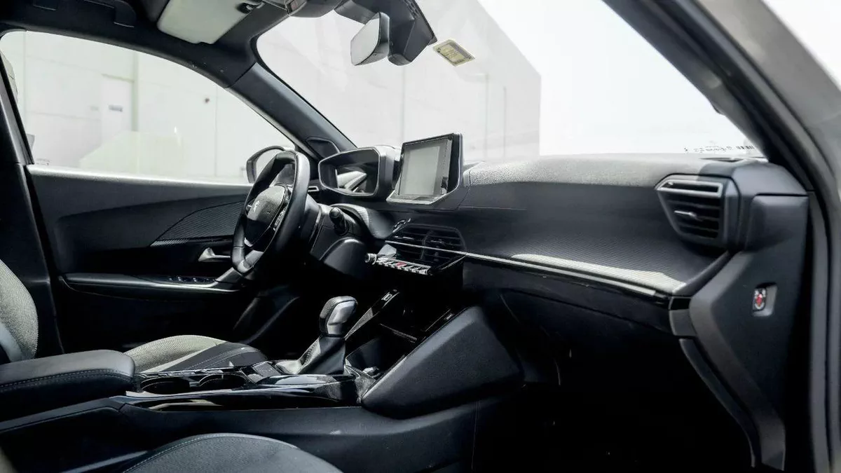 Peugeot 2008 ALLURE-5-5
