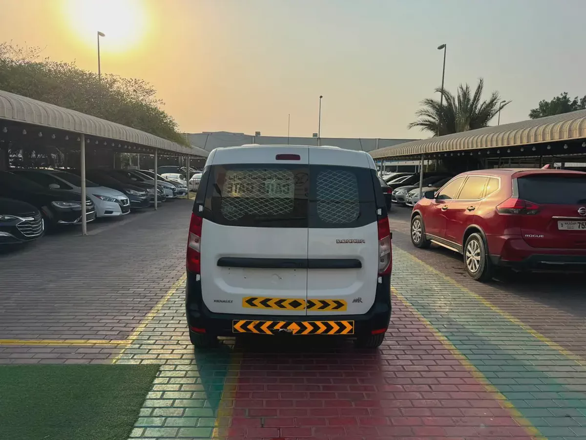 Renault Dokker Cargo 2018 | GCC Specs | Reliable Commercial Van-5-5