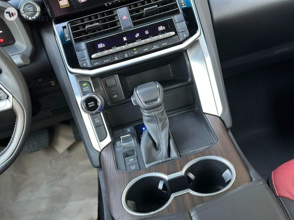 Toyota Land Cruiser GXR 3.5 TT