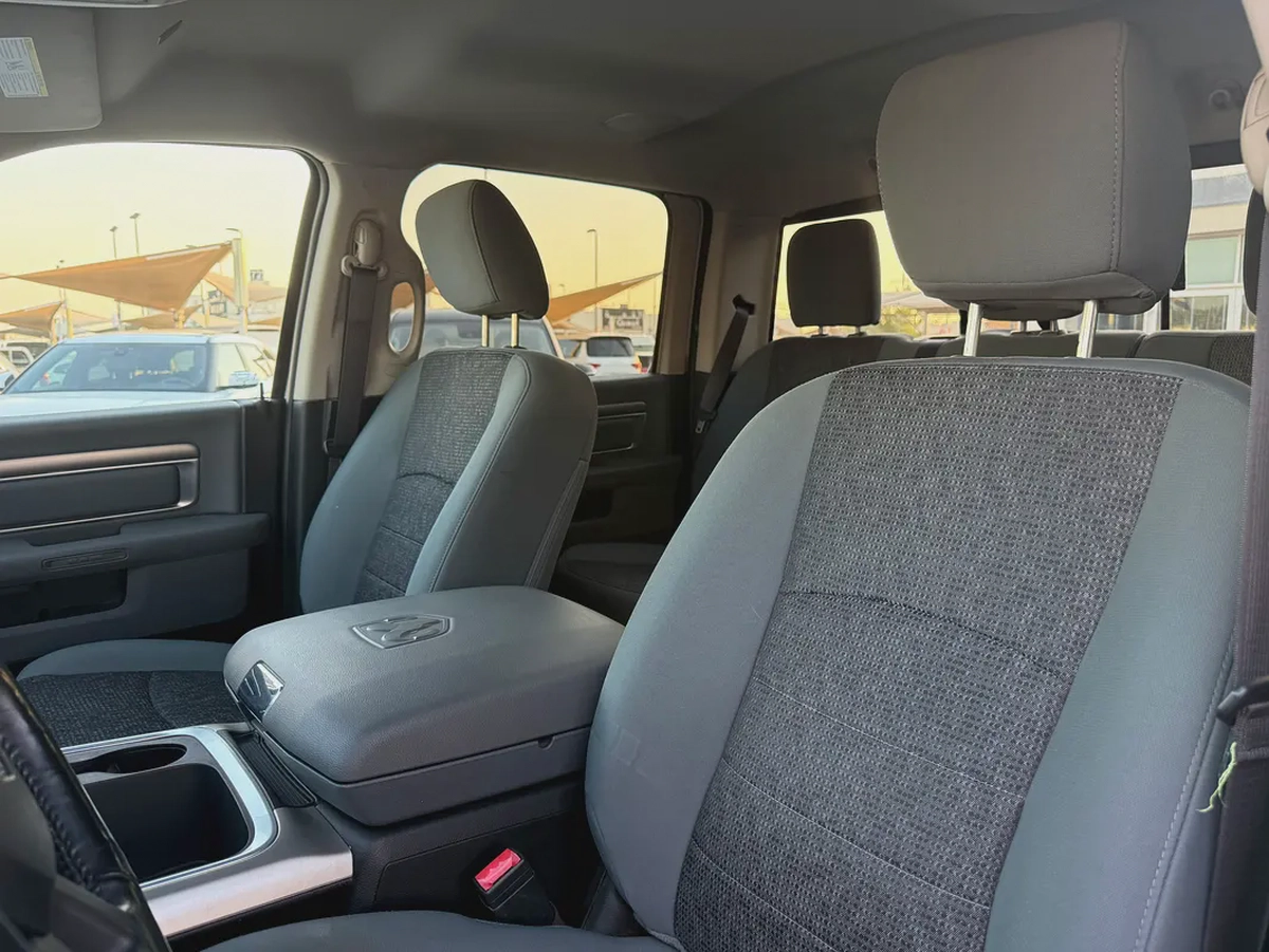 RAM 1500 SLT Classic 2020 Canadian Specs-6-6