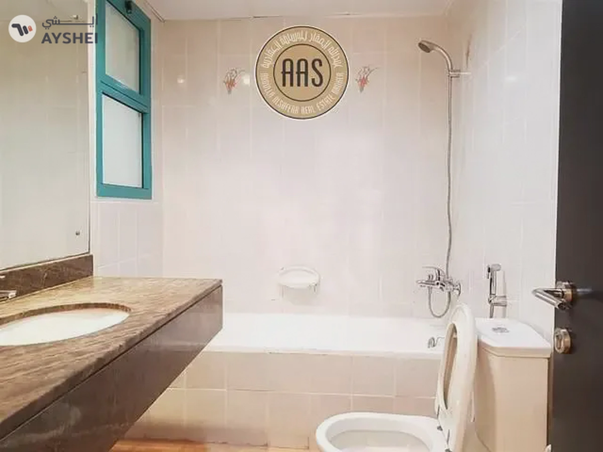 Easy access to metro huge 1bhk with all amenities-1-1