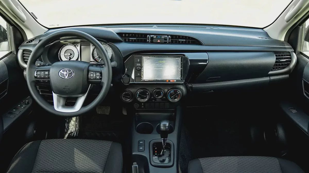 Toyota Hilux 2026 - European Specs - Brand New-13-13