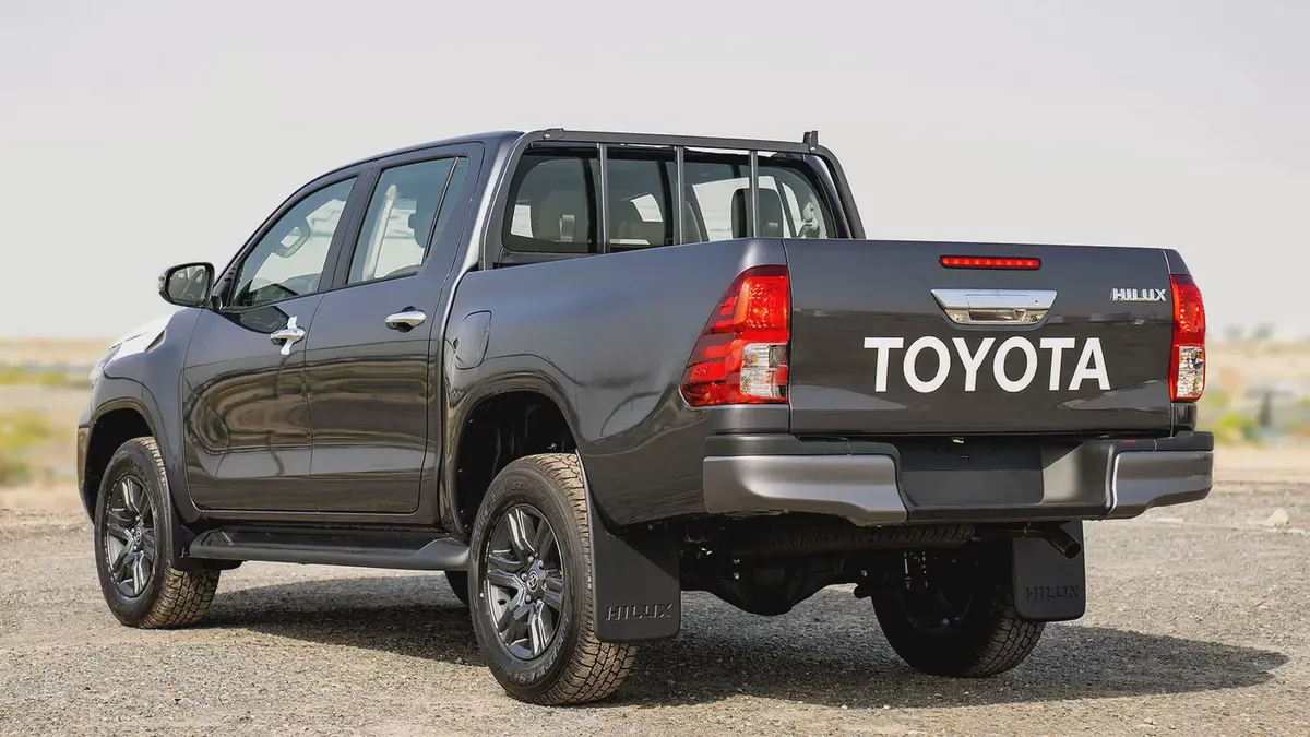 Toyota Hilux 2026 - European Specs - Brand New-5-5