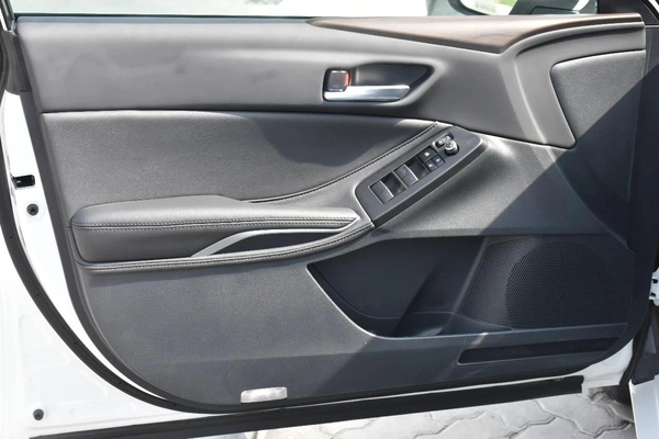 TOYOTA AVALON 2025 | WHITE