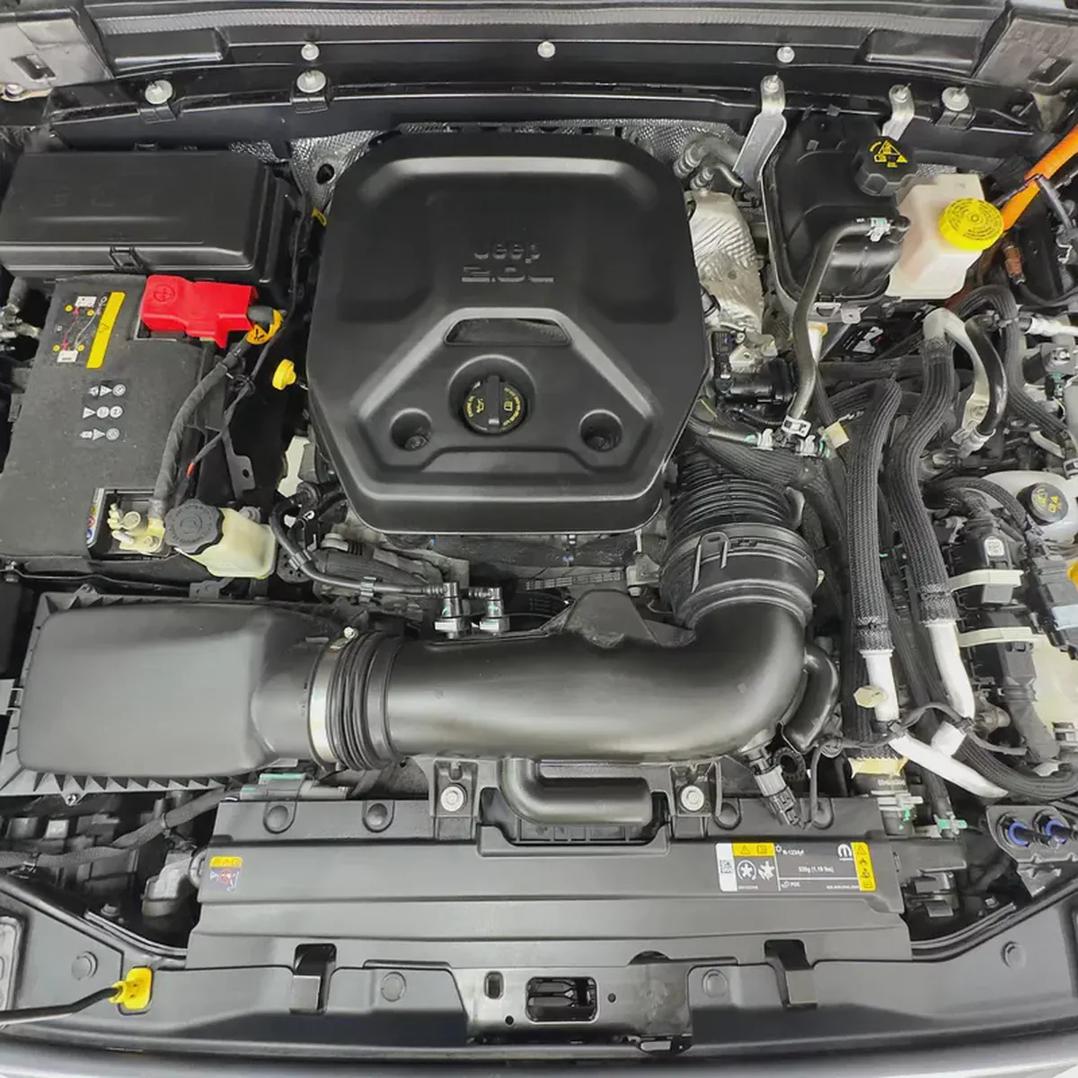2024 Jeep Wrangler Sahara 4xe-13-13
