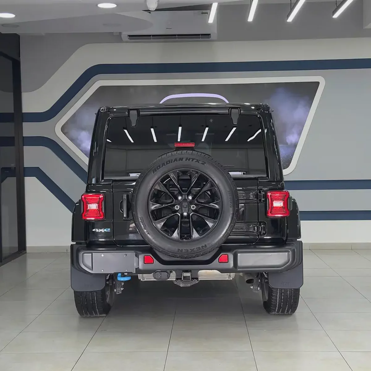2024 Jeep Wrangler Sahara 4xe-4-4