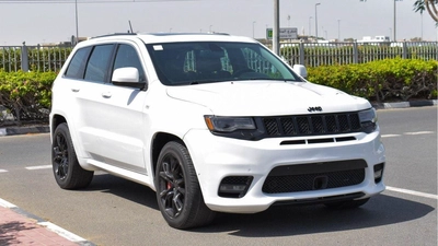 Jeep Grand Cherokee SRT 6.4 L V8-0