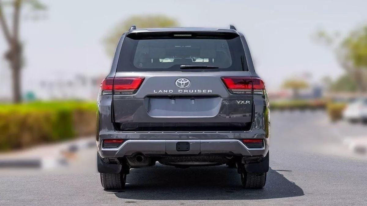 Toyota Land Cruiser VXR Toyota land cruiser VXR 3.3L Diesel Full Option 2025-8-0