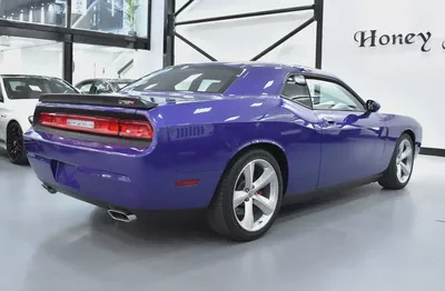 ONE and ONLY in the WHOLE REGION! Dodge Challenger SRT8 6.1 HEMI ( 2010 Model ) GCC Specs-6