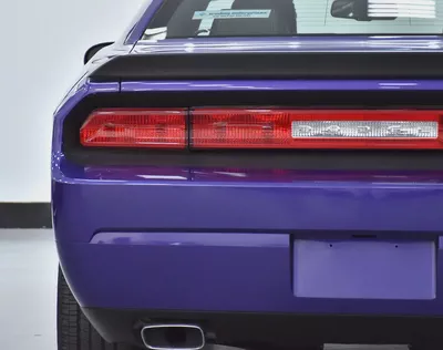 ONE and ONLY in the WHOLE REGION! Dodge Challenger SRT8 6.1 HEMI ( 2010 Model ) GCC Specs-8
