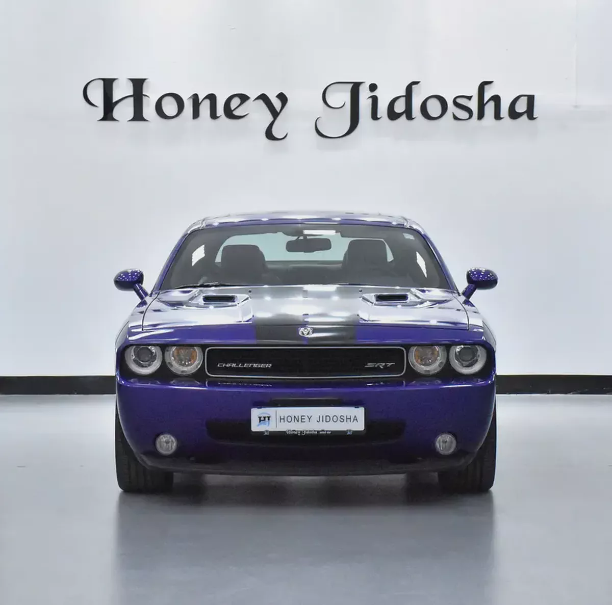 ONE and ONLY in the WHOLE REGION! Dodge Challenger SRT8 6.1 HEMI ( 2010 Model ) GCC Specs-1-1