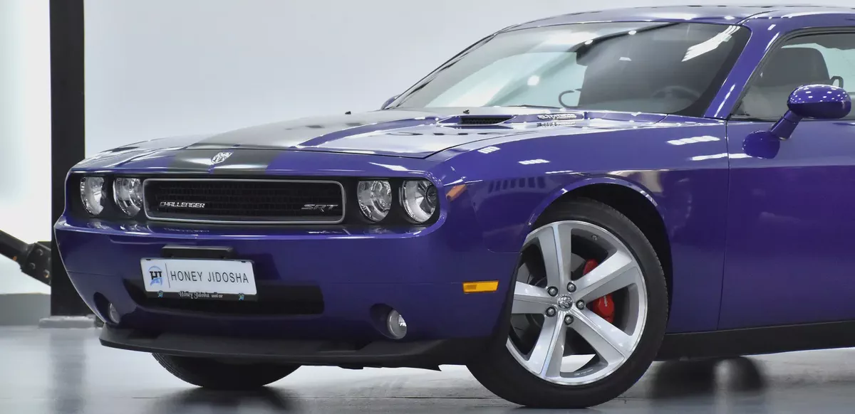 ONE and ONLY in the WHOLE REGION! Dodge Challenger SRT8 6.1 HEMI ( 2010 Model ) GCC Specs-4-4
