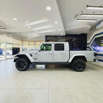 2022 Jeep Gladiator Overland-3