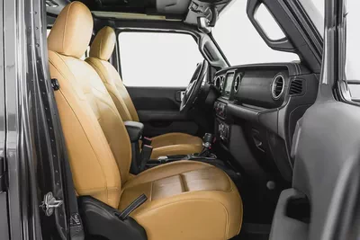 AED 2,070 / month | 0% DP | 2019 Jeep Wrangler Unlimited Sahara / Extensive Agency Service History-7