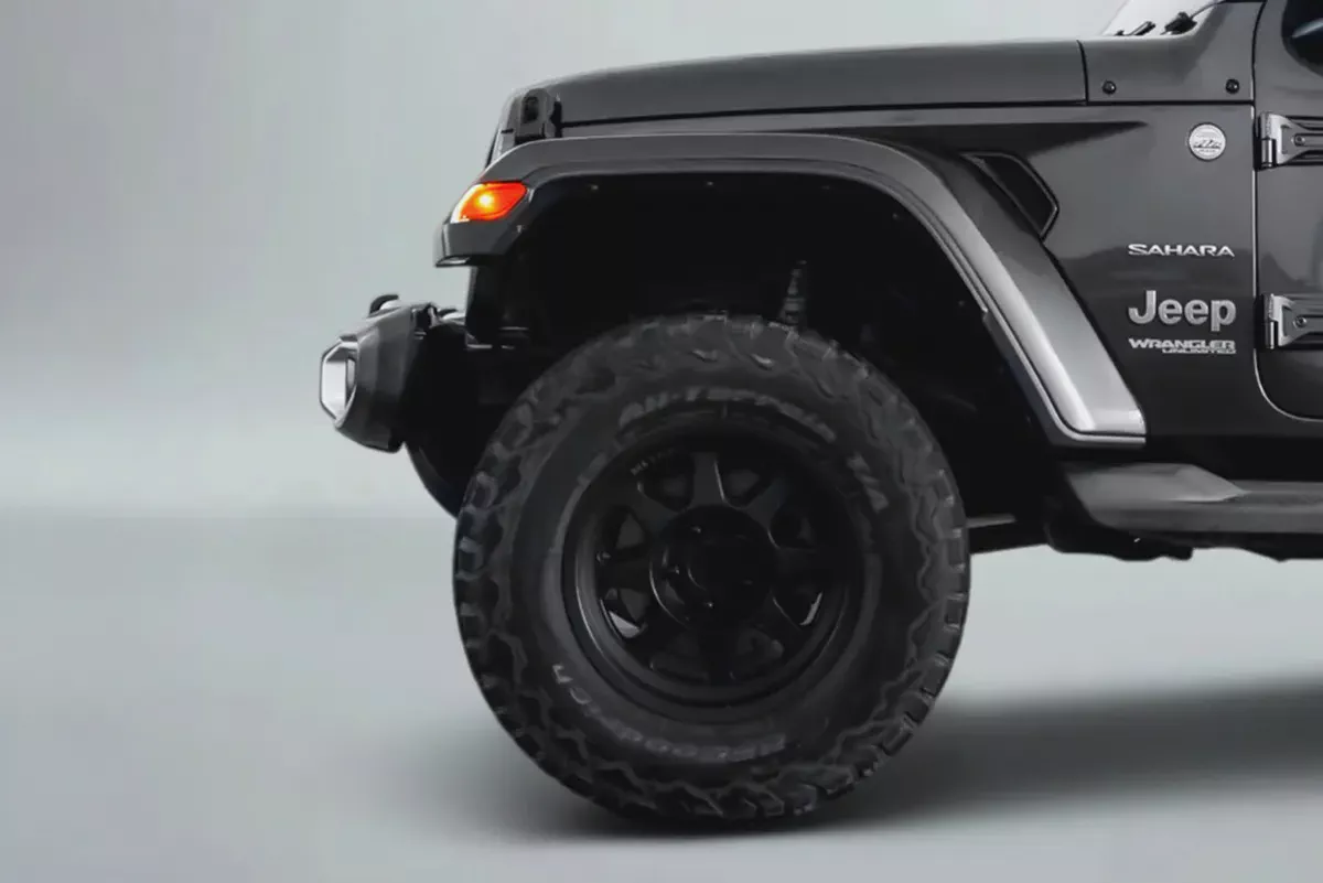 AED 2,070 / month | 0% DP | 2019 Jeep Wrangler Unlimited Sahara / Extensive Agency Service History-5-5