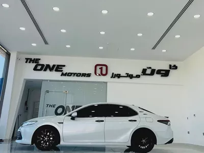Toyota Camry 2024 40th Anniversary | GCC Specs | Brand New Condition-2