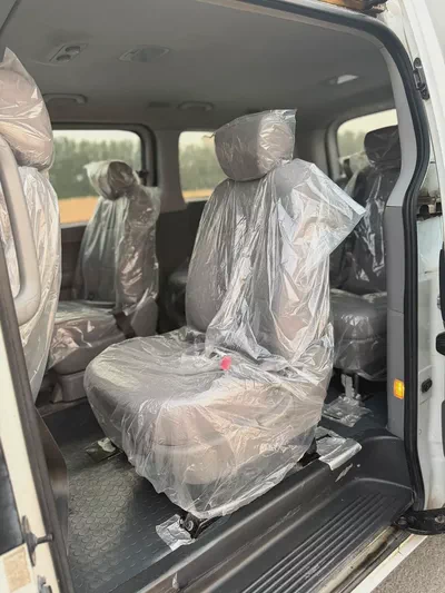 Hyundai H1 2020 GCC Specs - Reliable 9-Seater Passenger Van-15