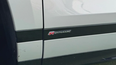 Evoque RDynamic model 2020 gcc original paint آيفوك ار ديناميك موديل ٢٠٢٠ خليجية صبغ وكالة-9
