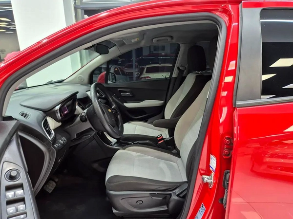 Chevrolet Trax Gcc mid option