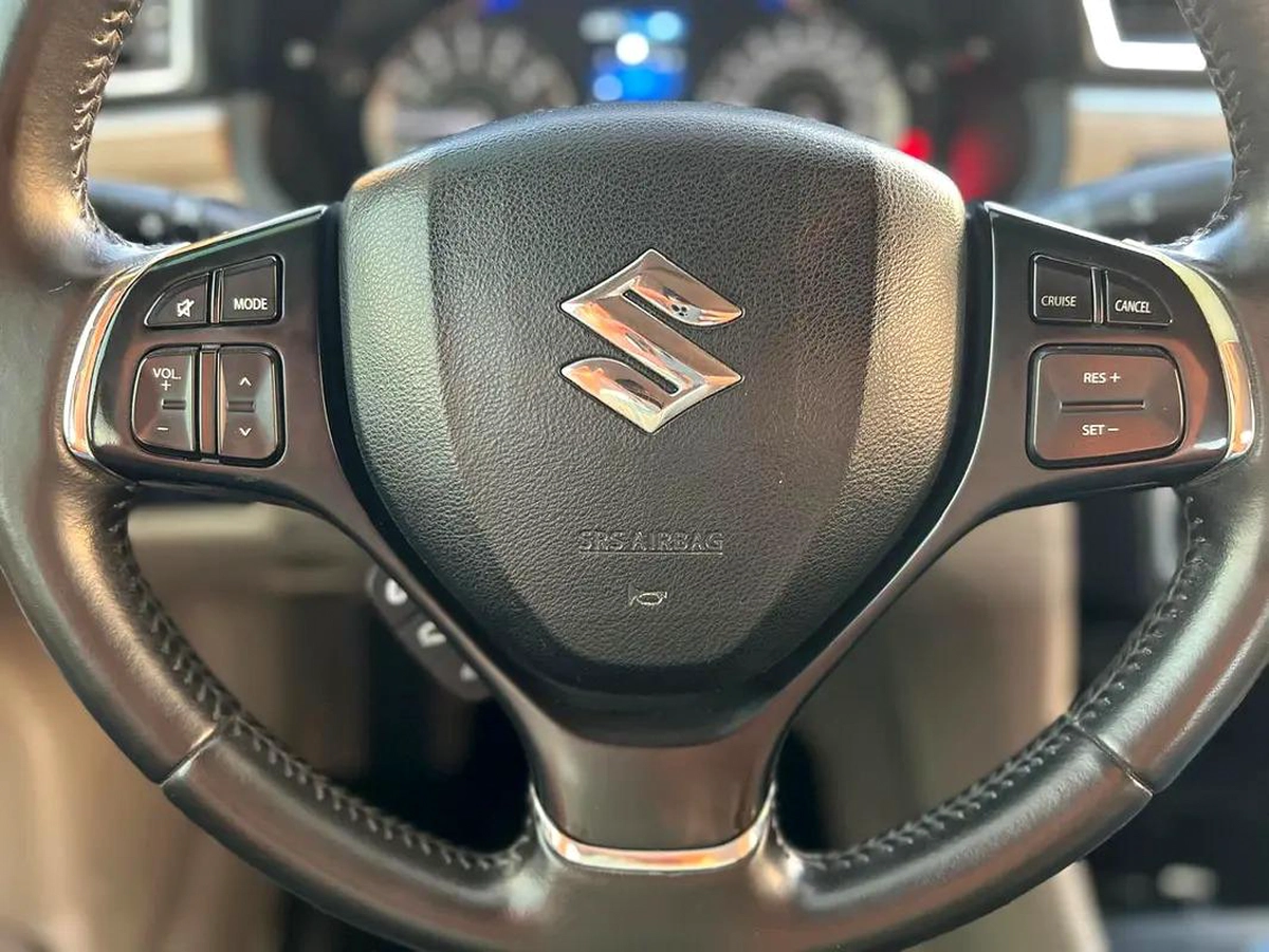 Suzuki Ciaz GXL 2023-GCC Specs-2-2