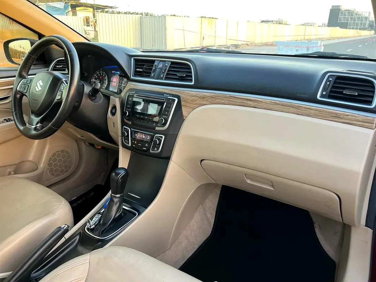 Suzuki Ciaz GXL 2023-GCC Specs-12-12