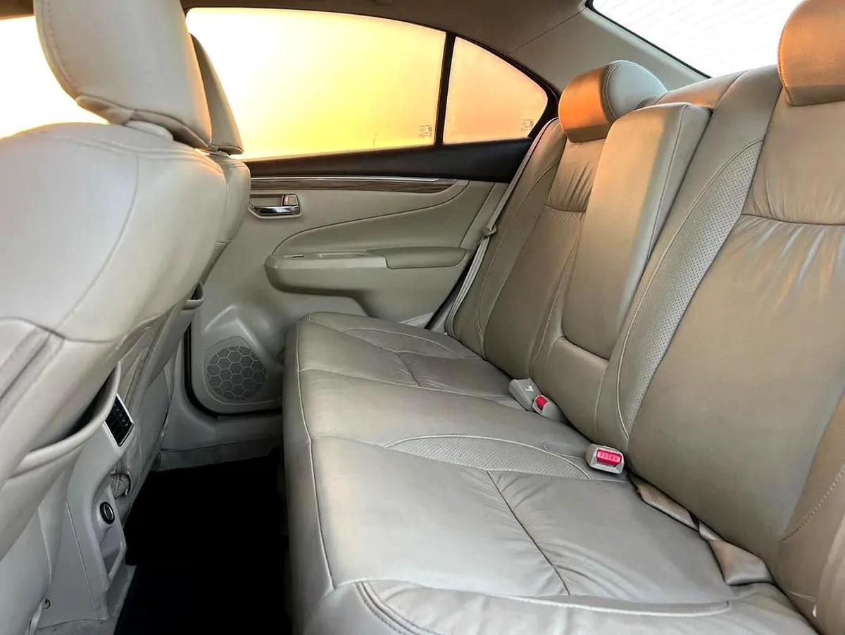 Suzuki Ciaz GXL 2023-GCC Specs-1-1