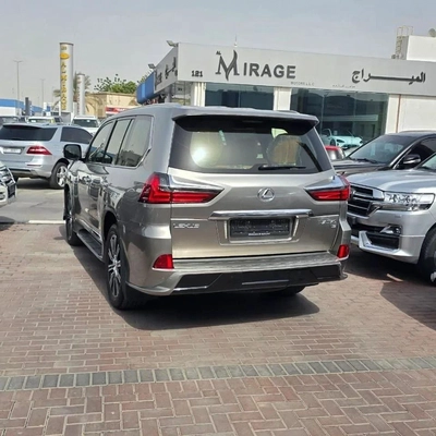  Lexus LX 570 LEXUS LX570 MODEL 2021 KM 78000 - AED 268,000-3
