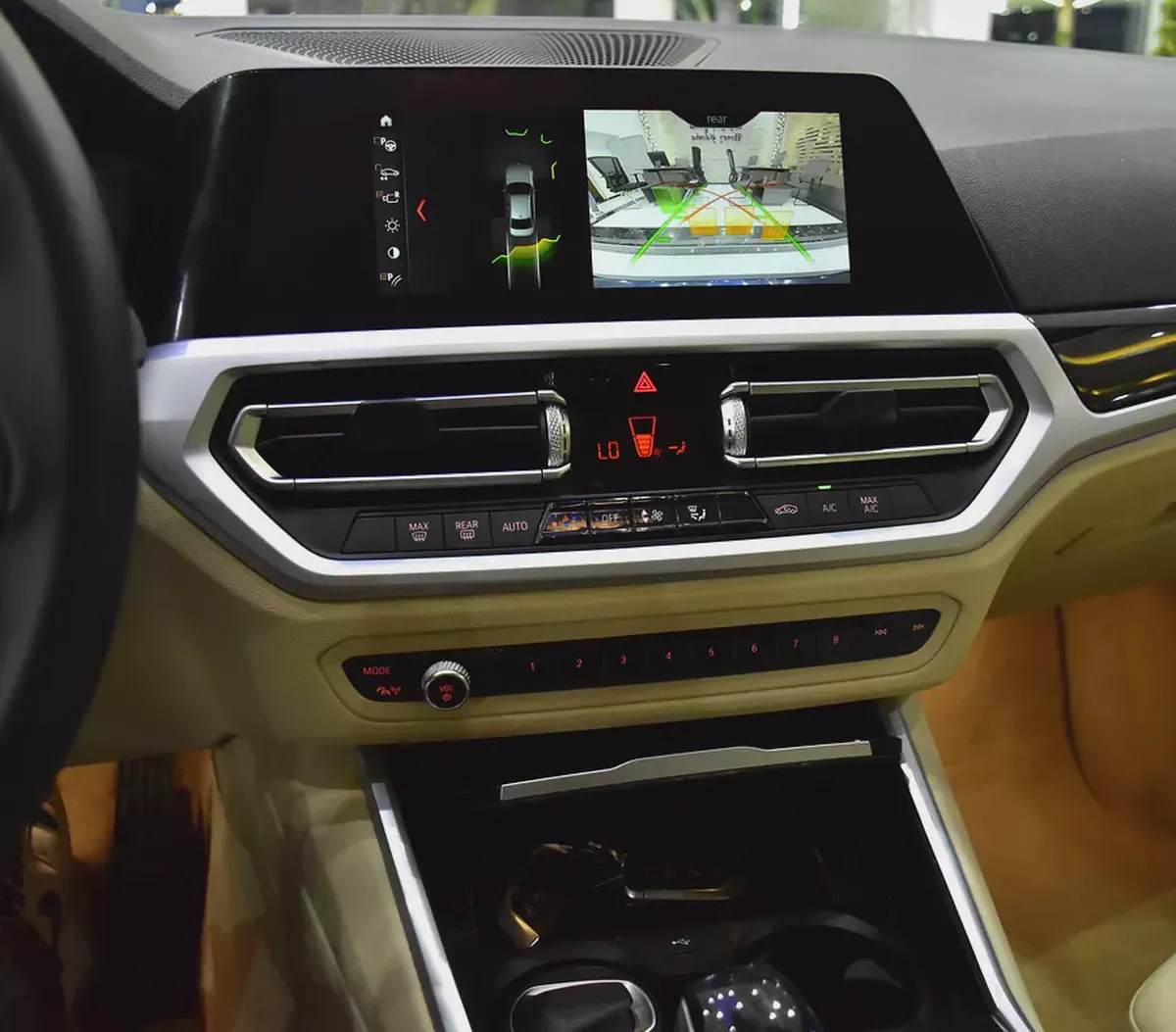 ORIGINAL PAINT ( ثبغ وكاله ) BMW 320i ( 2020 Model ) in Blue Color European Specs-13-13