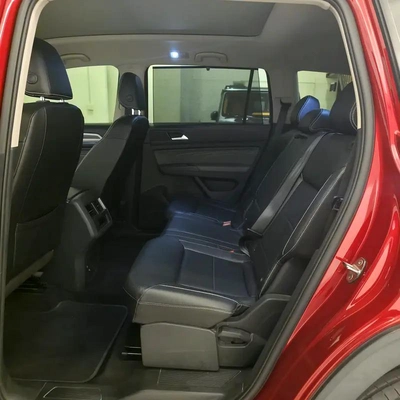 AED 1018 PM | VOLKSWAGEN TERAMONT 2021 | FULL AGENCY SERVICE HISTORY | COMFORTLINE | 7-SEATER | GCC-17