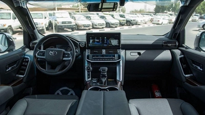 Toyota Land Cruiser VX 3.3L-11