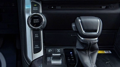 Toyota Land Cruiser VX 3.3L-13
