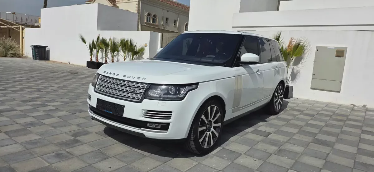 2016-Range Rover Vogue SE Supercharged-Full option-Excellent Condition-Full Service History-1-1