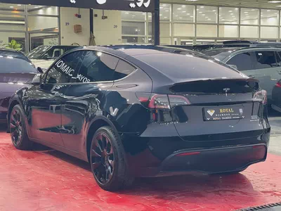 Tesla Model Y Long Range 2024 GCC Specs | Dual Motor AWD-5